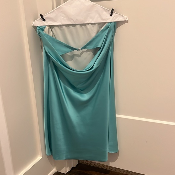 Hemline Christina Mini Dress in Mint - Picture 3 of 4